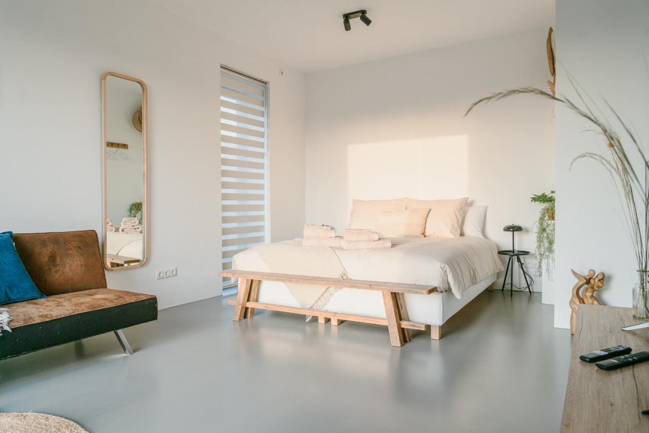 Sail 2025 View! Boutique - North Riverside Appartement *