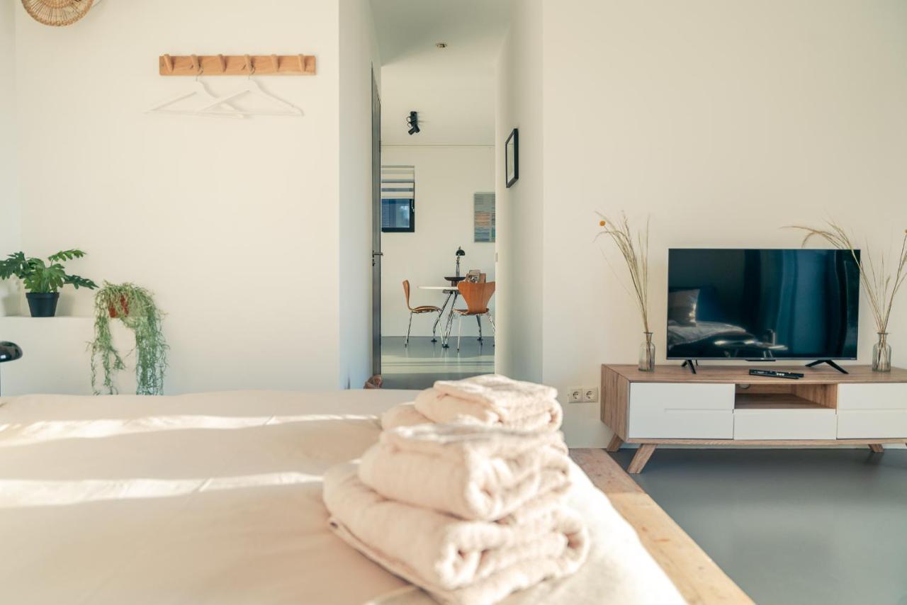Bright & Stylish Boutique Studio 45M2 With Amazing Sunset Views Amsterdam